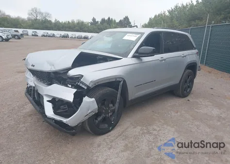 2024 Jeep Grand Cherokee Altitude X 4X4 from USA, damaged, VIN 1C4RJHAG4RC212202